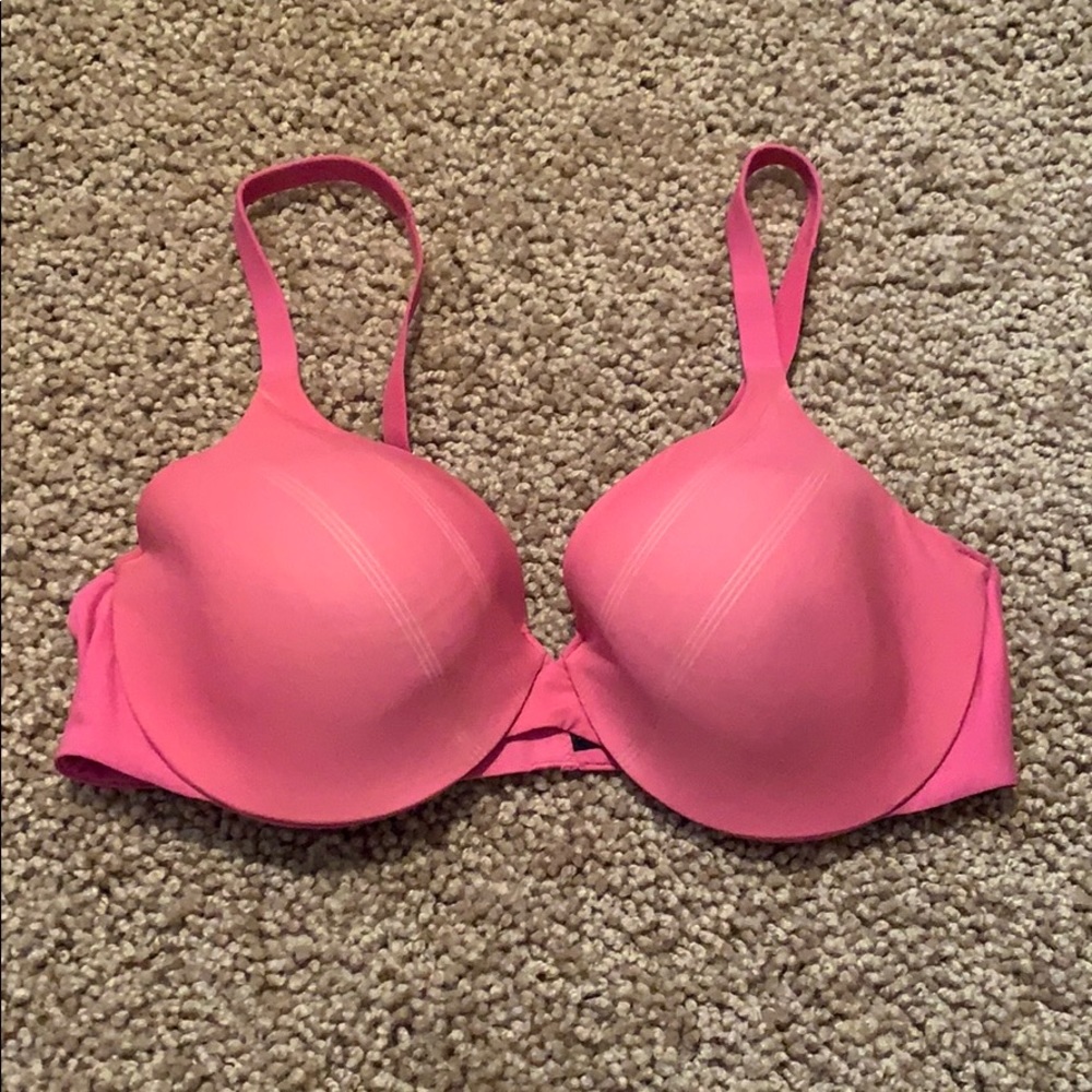 Victoria’s Secret Demi lightly lined ipex bra